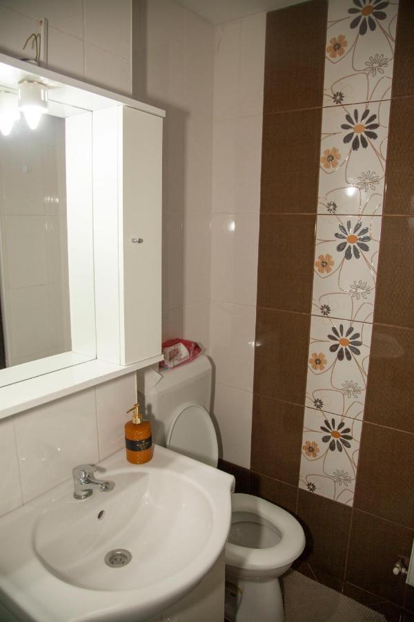 Diana'S Apartment Braşov Esterno foto